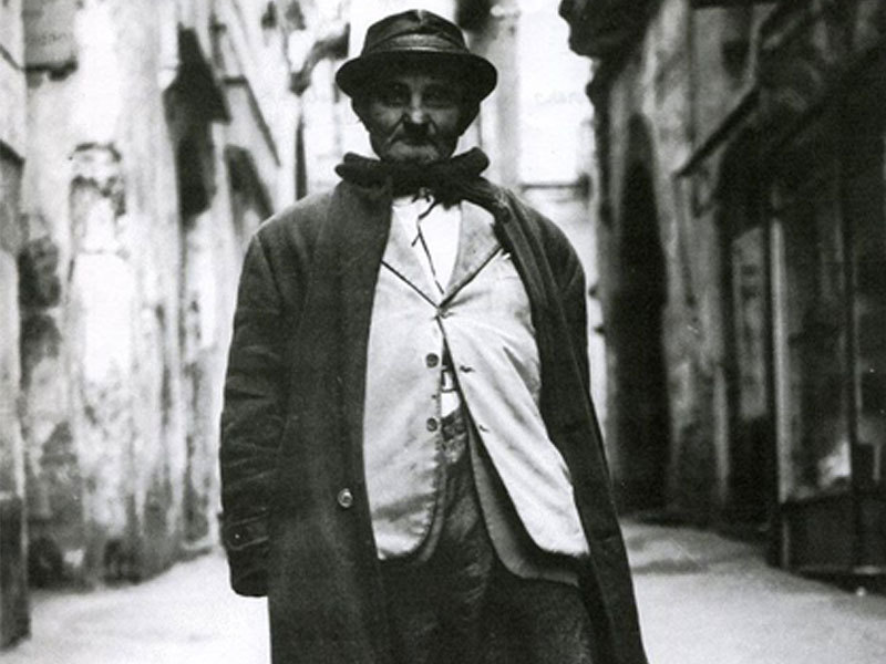 Giacumino pergola bare centro storico salerno 1900 